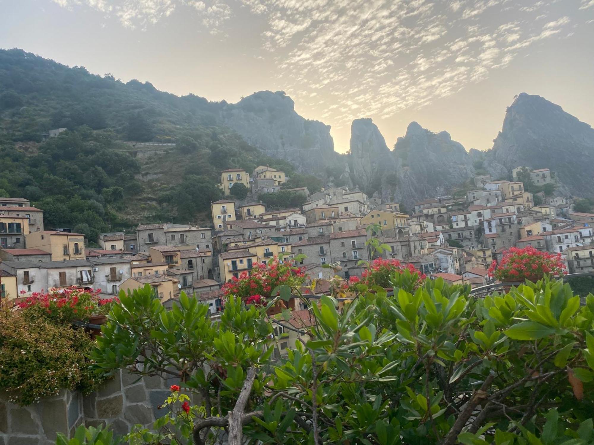 B&B La Panoramica Castelmezzano Exterior photo